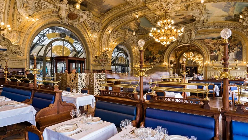 Train-bleu-restaurant