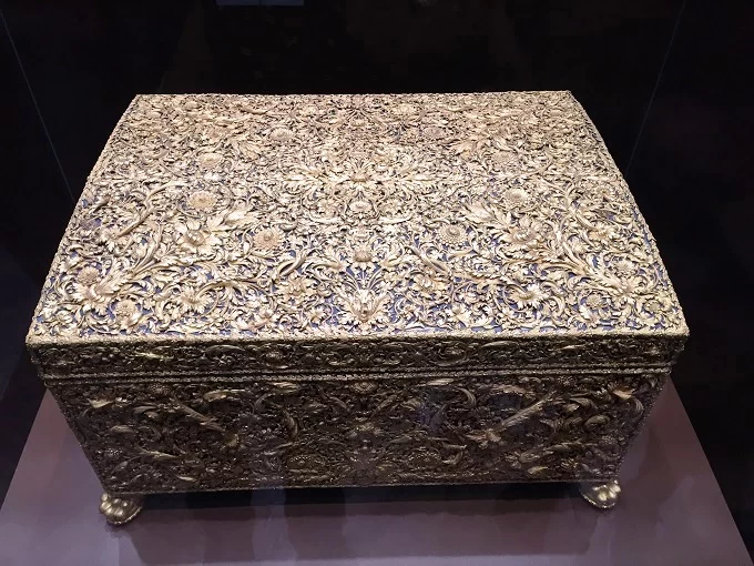 Louvre museum highlights and history - Image 4