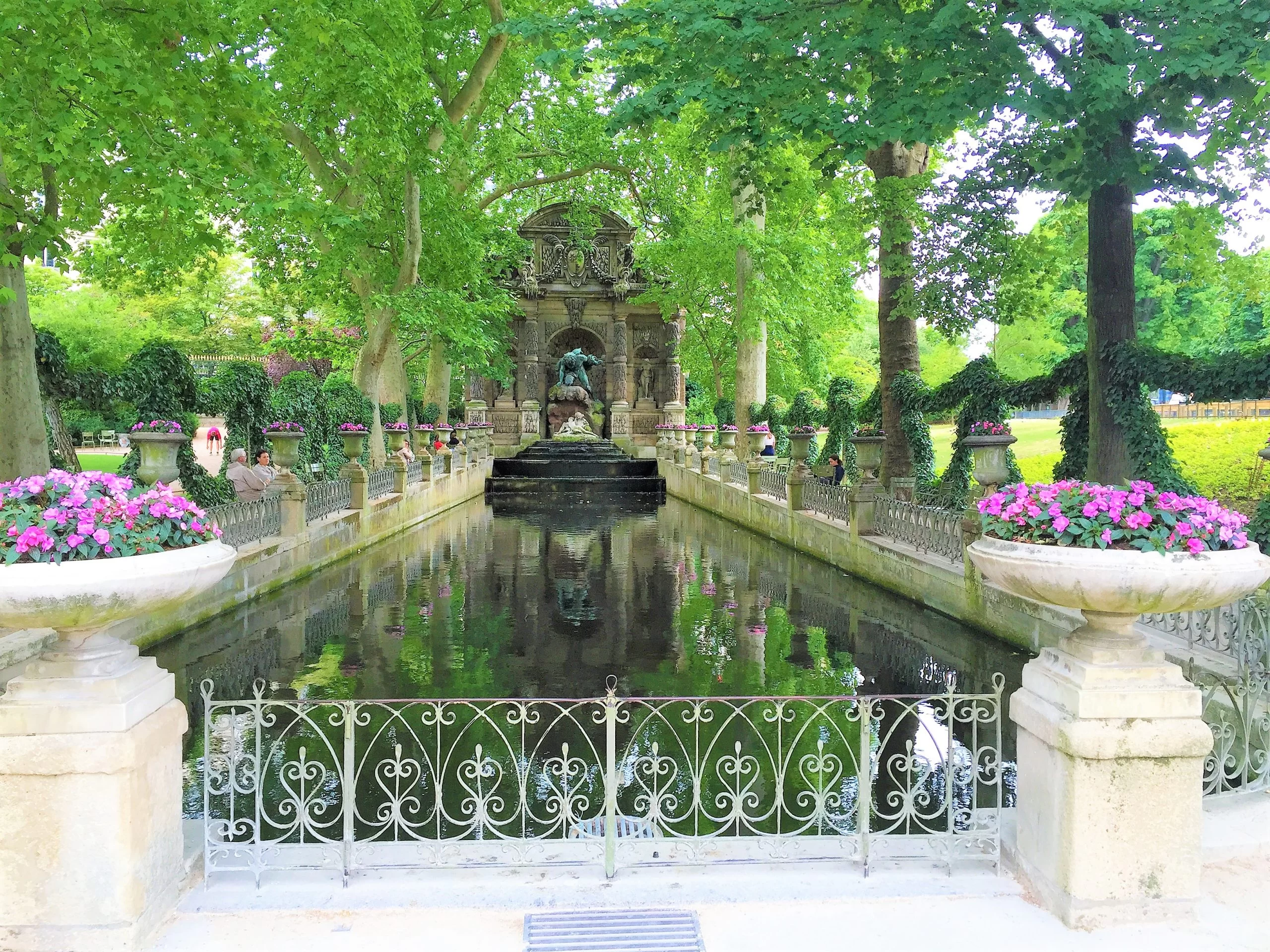 Saint Germain des Prés - Image 4